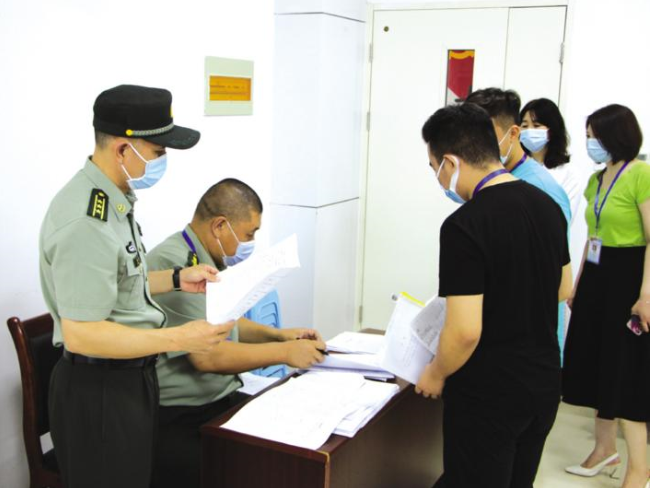 烟台市芝罘区279名应征青年完成秋季征兵体检