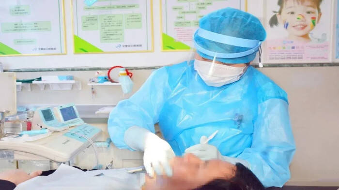 医院器械有什么威海市文登区口腔医院对口腔器械实行“一人一机一用一消毒或灭菌” 为患者诊疗服务提供更安全的保障_https://www.jmylbn.com_新闻资讯_第1张