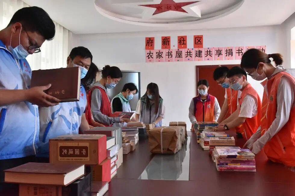 此次活动汇聚起农家书屋共建共享的社会合力,为"书香荣成"营造了良好