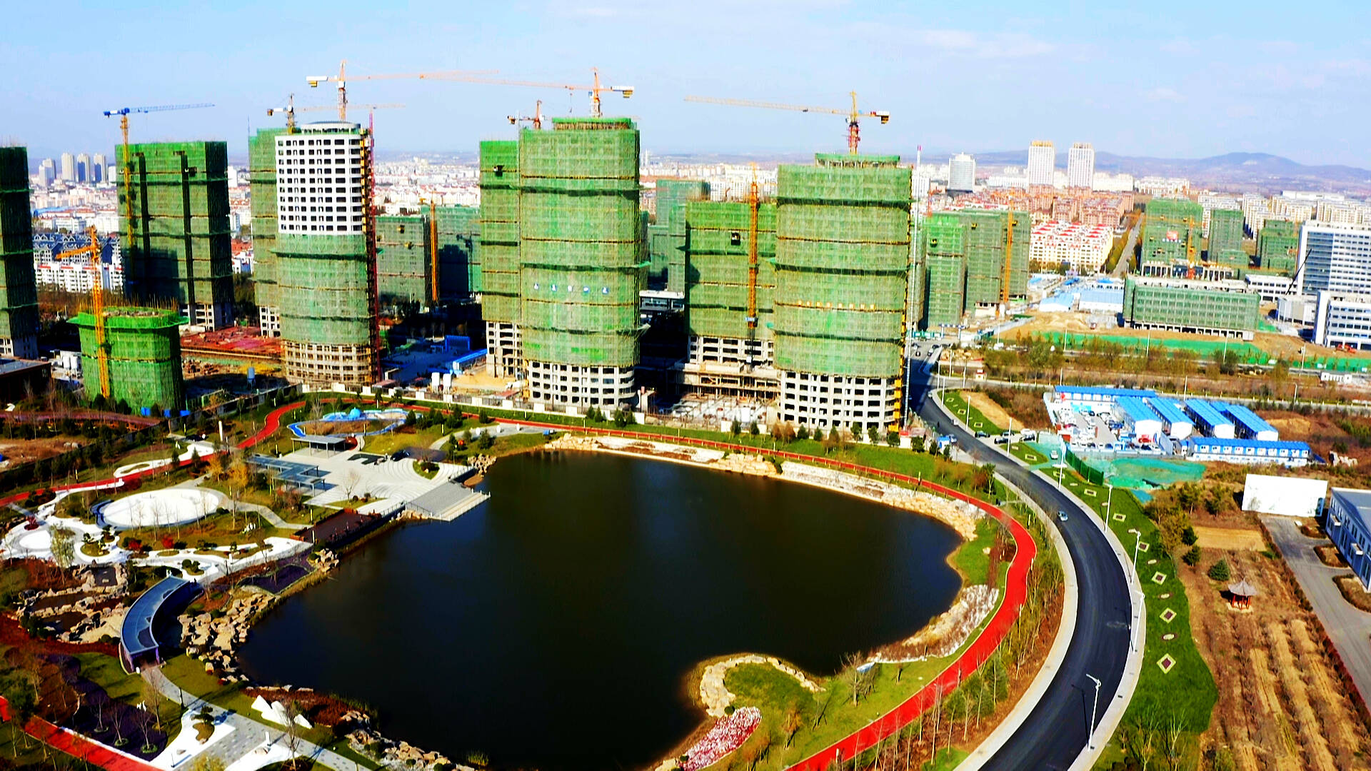 乳山城市东部精致片区生态产业双提升城市品位再上档