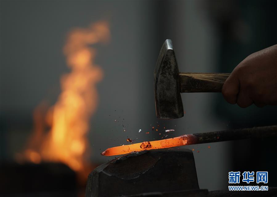 （走向我們的小康生活·決戰(zhàn)決勝脫貧攻堅(jiān)·圖文互動(dòng)）（2）甘青交界處的跨越——保安族、撒拉族的脫貧故事