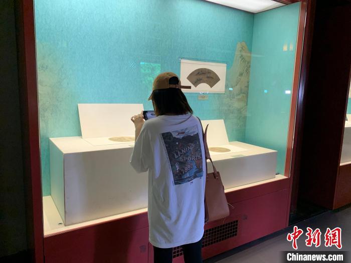 點(diǎn)擊進(jìn)入下一頁