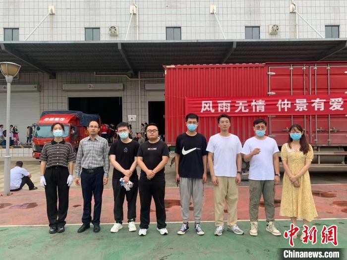 志愿者突發(fā)疾病河南這群學(xué)生“教科書”般操作受點(diǎn)贊
