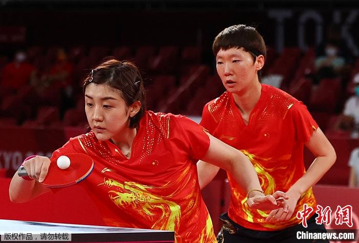 乒乓球女團(tuán)中國(guó)3比0完勝德國(guó)進(jìn)決賽將與日本爭(zhēng)冠