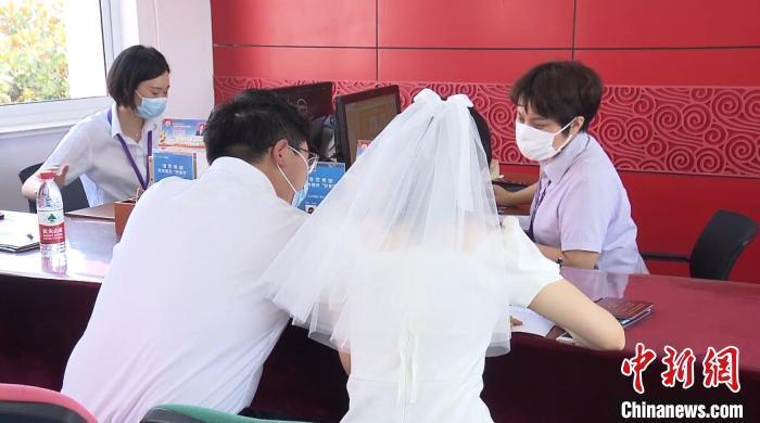 點(diǎn)擊進(jìn)入下一頁