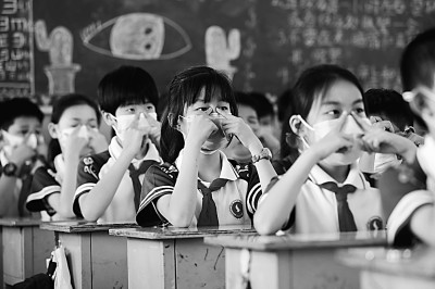 居家學(xué)習(xí)，請把“護眼”放在第一位