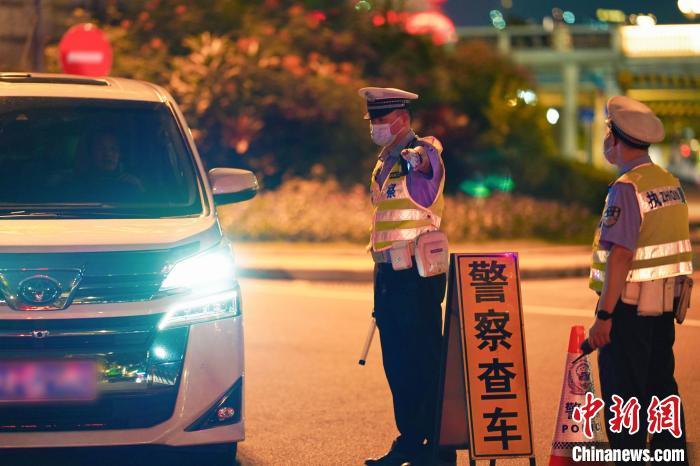 资料图：广州交警开展酒驾毒驾同查行动。 广东省公安厅 供图