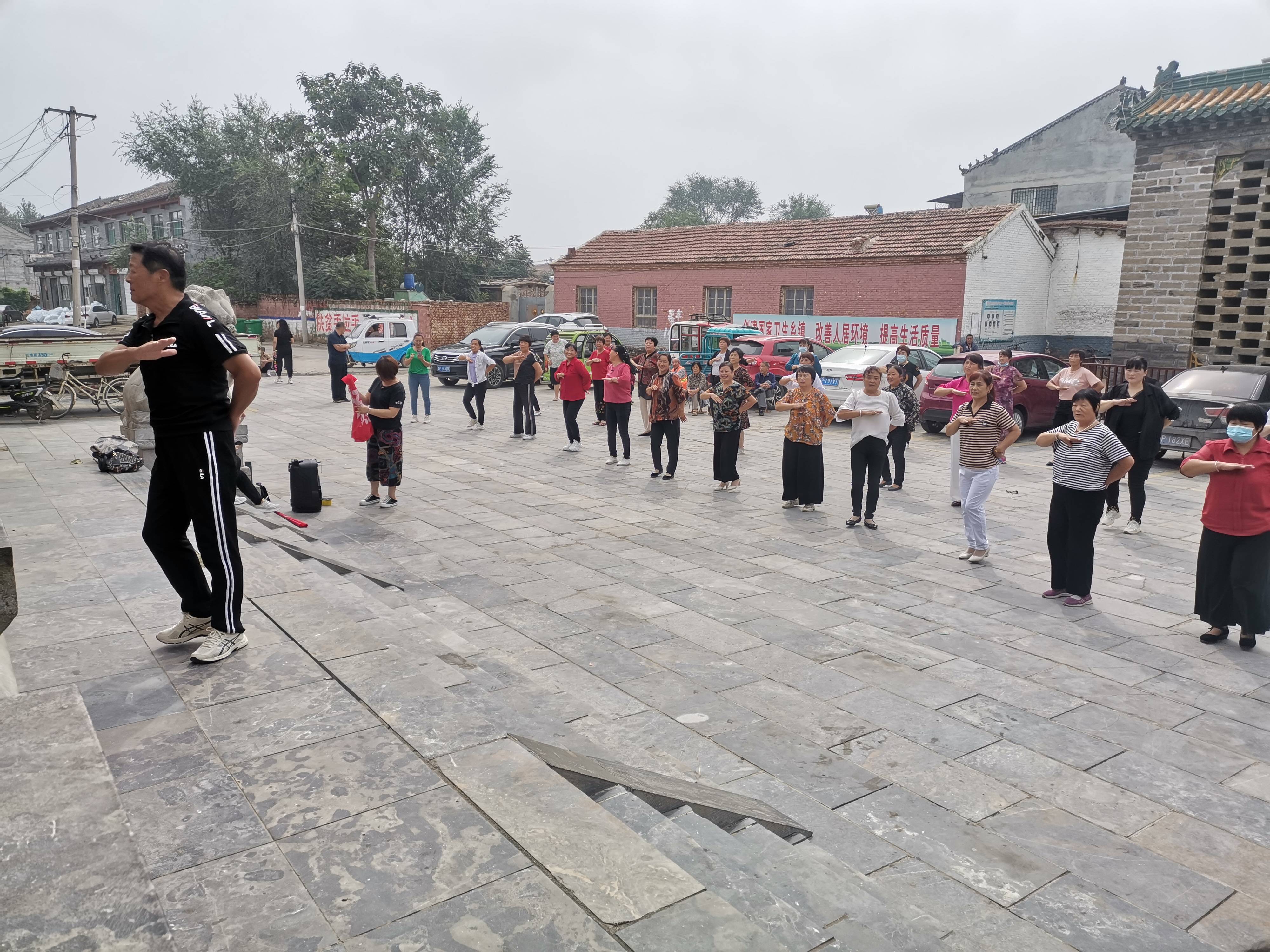 聊城市高唐县清平镇开展广场舞培训助力乡村文化振兴