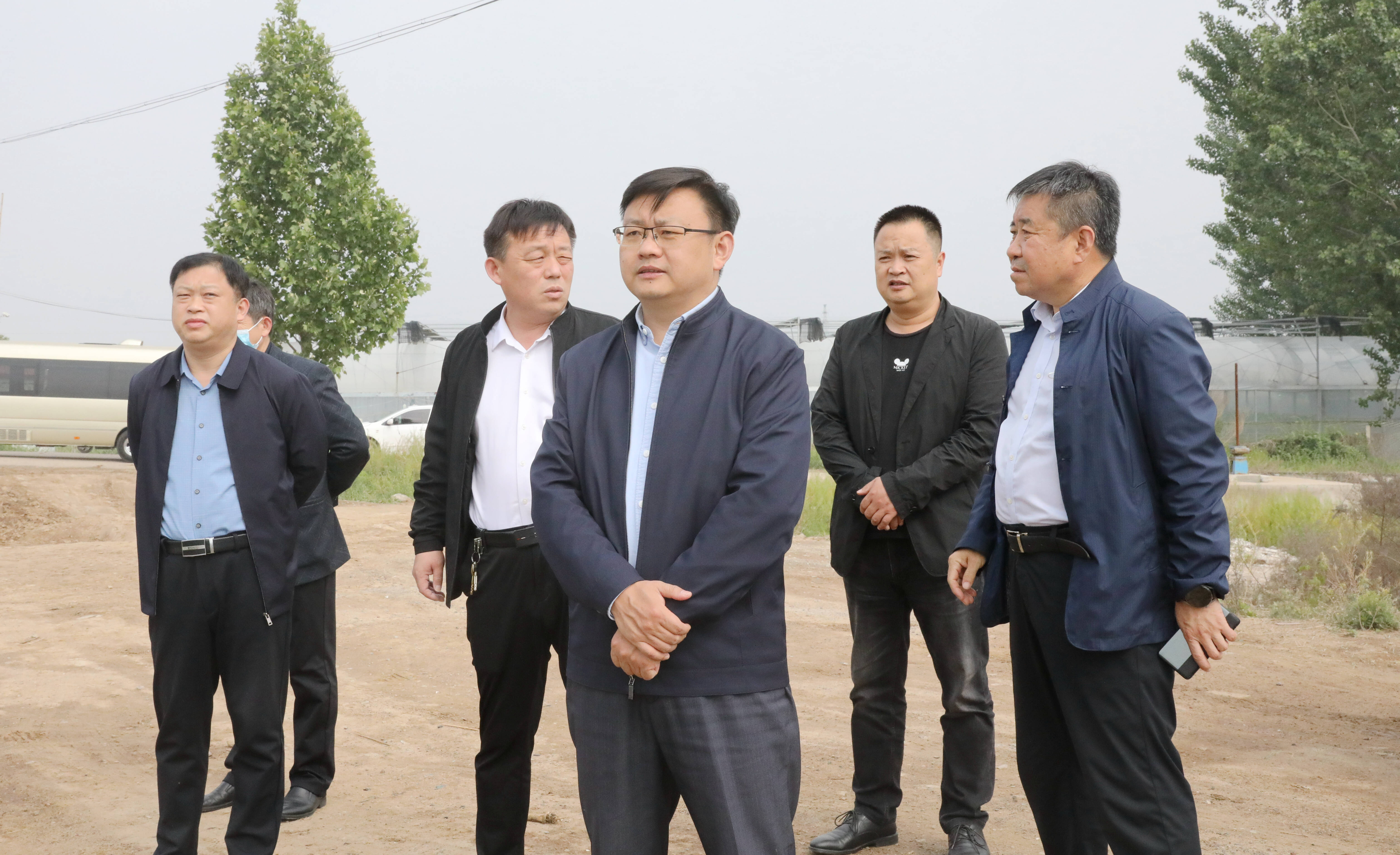 张云生调研水利工作并开展巡河活动