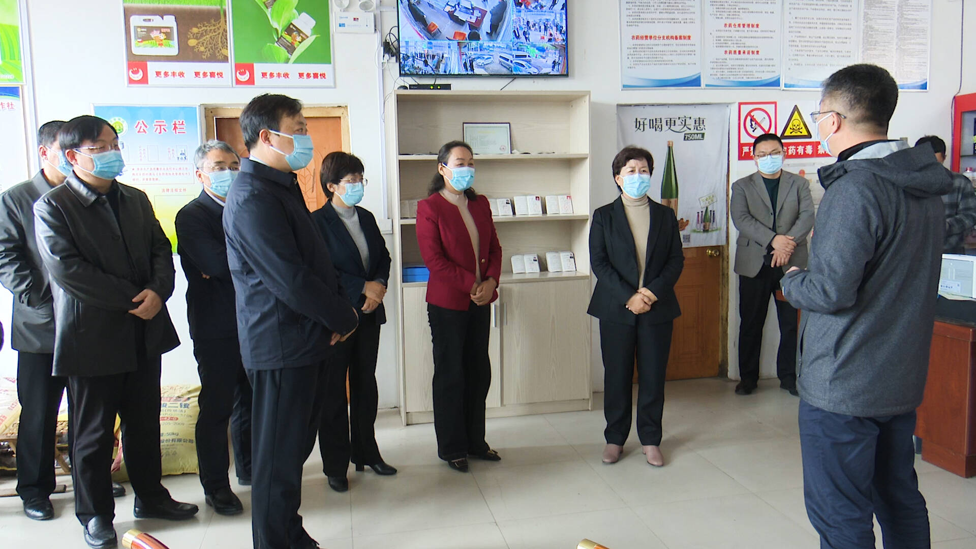 闪电号>媒体>莘县融媒>孙孟花一行先后到大王寨镇东丈八村,大王寨镇西