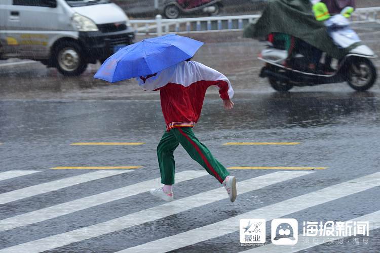 大風(fēng)＋暴雨雙預(yù)警齊發(fā) 局地有雷暴大風(fēng)等強(qiáng)對流天氣