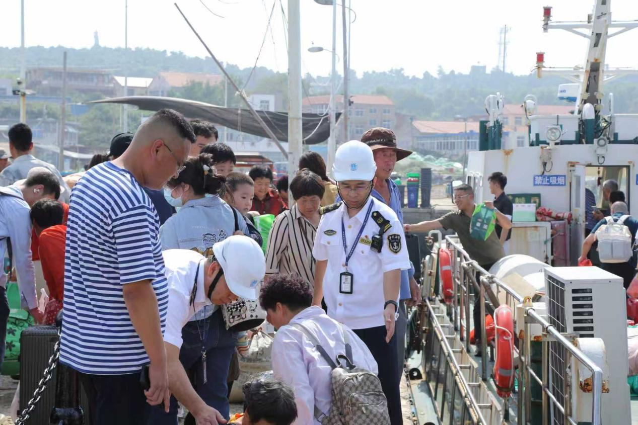 国庆假期首日,山东省水路客运量达18万人次