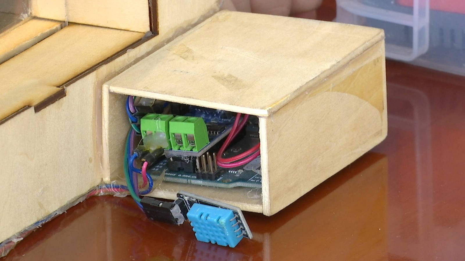 首批全国中小学知识产权教育示范学校 600多项实用新型专利