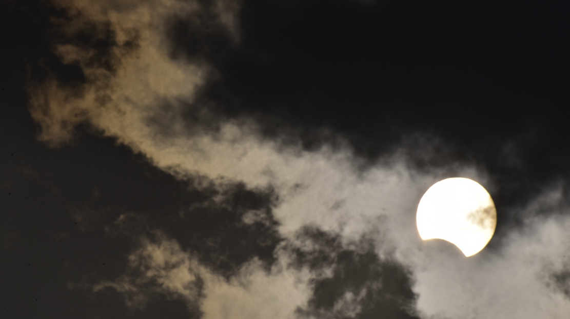 罕见日食今日上演！30秒视频带你观看济南上空天文大戏
