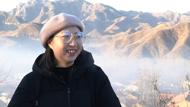 (刘玫苑 第21届山东大学研究生支教团团员) 带八年级的语文老师刘玫苑