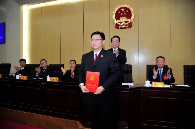 张江涛为济南市人民检察院副检察长,检察委员会委员,检察员.