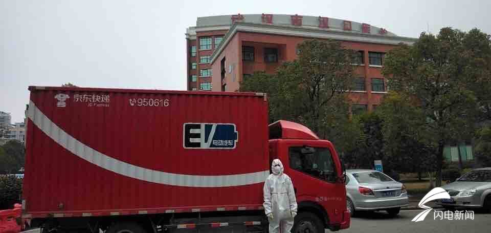 医院用什么制氧机钟南山院士团队向武汉捐100台制氧机已顺利送抵武汉！_https://www.jmylbn.com_新闻资讯_第1张