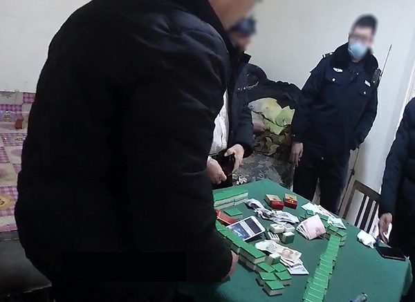 网上赢钱被黑不给提款怎么办可以拿回_拿回办网上黑赢钱提款可以用吗_网上赢钱被黑提不了款怎么办