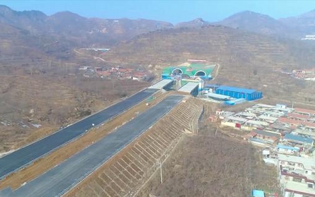 最新!济泰高速泰安段关键性工程大地隧道日前全面贯通
