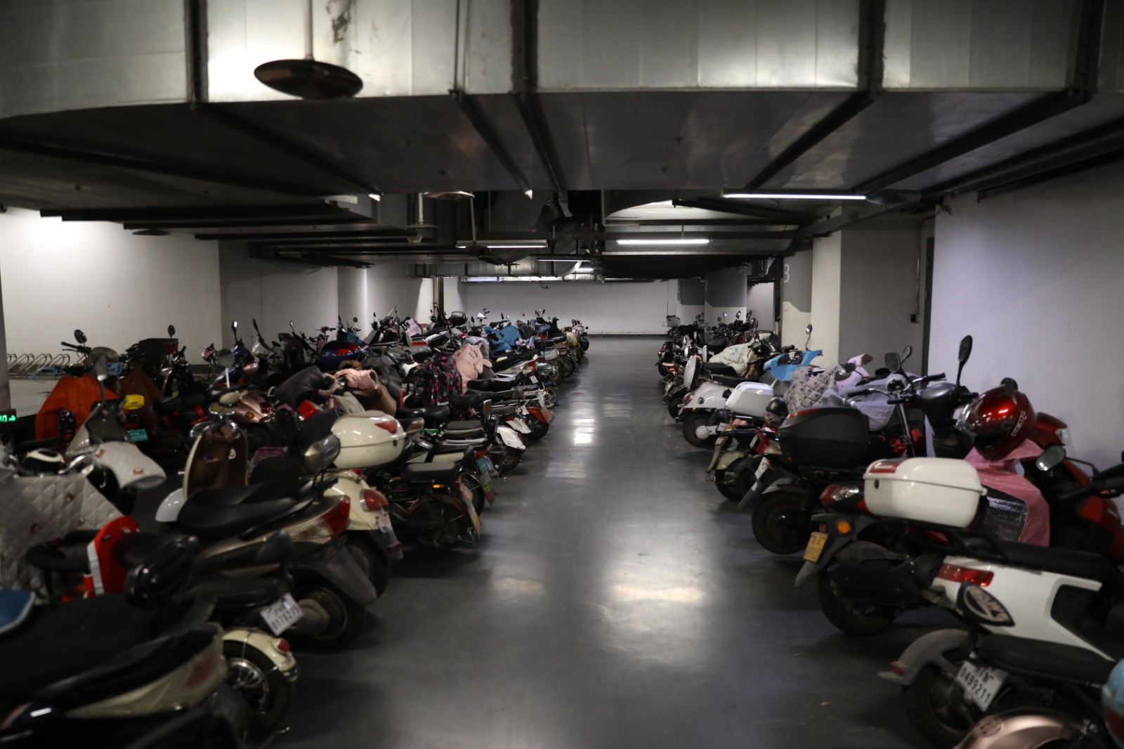 济南泉城路拟建非机动车智能车库 让市民乐享智慧停车新体验