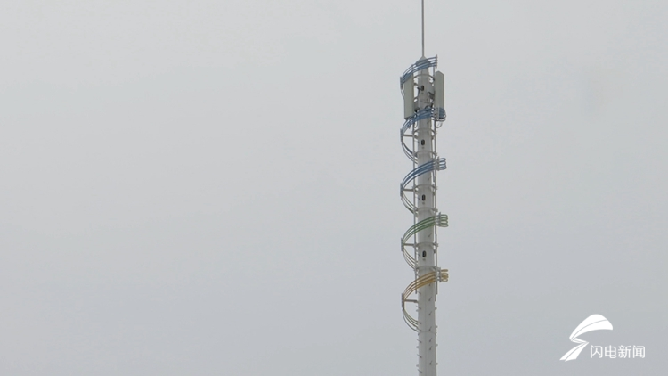53秒丨飘带缠绕的5g信号塔见过吗德州庆云的这个塔很个性