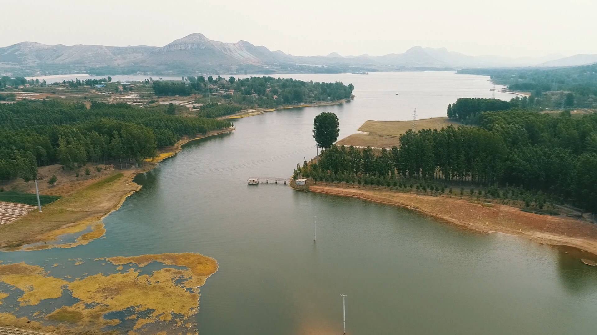 泗水龙湾湖环湖路图片