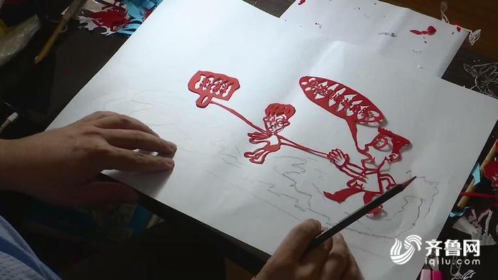德州一市民创作"防溺水"剪纸作品