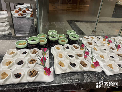 巧用“边角料”、推出小份套餐,春龙八国际节假期泰安餐饮业避免“舌尖上的浪费”有妙招