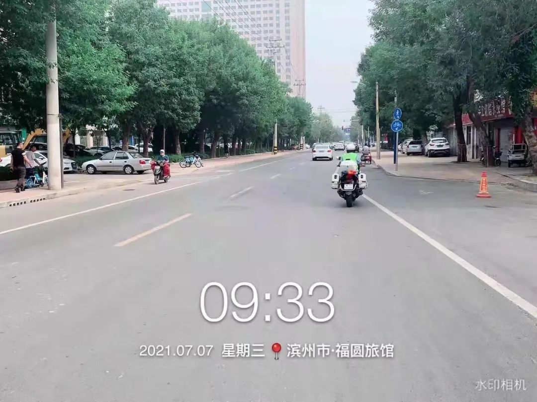 聚焦违停！滨州交警“疏堵结合”让城市路更畅通