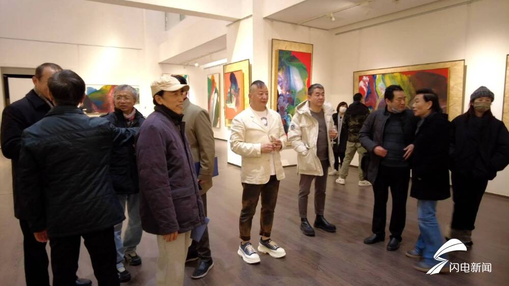 展出百余件作品向善袁海龙艺术展在济南开幕