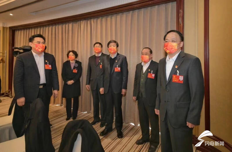 德州市领导亲切看望出席德州市第十六次党代会代表