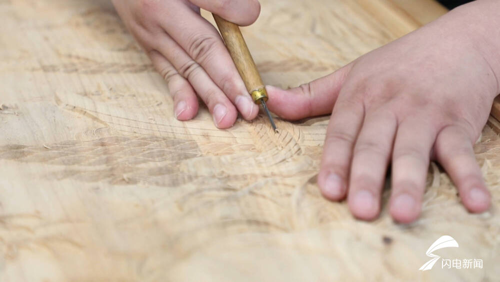 山东手造丨临邑木雕方寸之间演绎刀尖绝活一双巧手刻出精彩人生