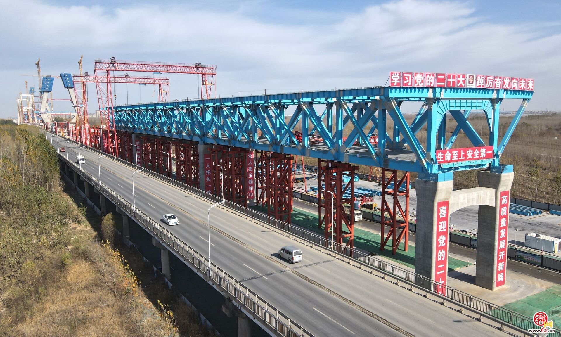 济南黄河大桥新桥北岸匝道展现雏形