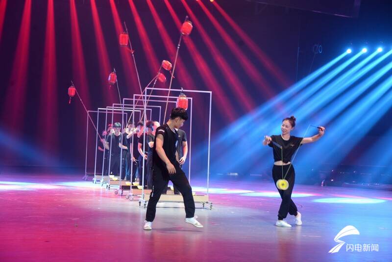 中国杂技家齐聚宁津 共商杂技美好未来