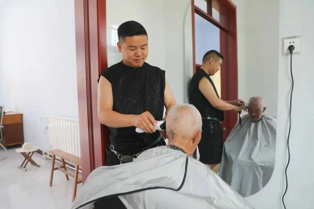 服务困难群众1000余人次！济南市钢城区幸福理发室项目被纳入全省救助领域“一招鲜”项目