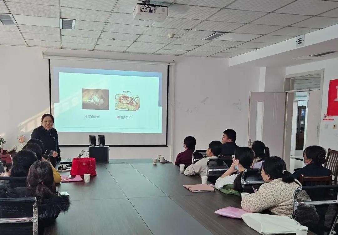 河东区九曲街道社区卫生服务中心联合临沂市妇幼保健院举行义诊活动