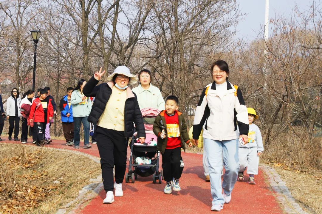 五莲县首条智慧健身步道启用！