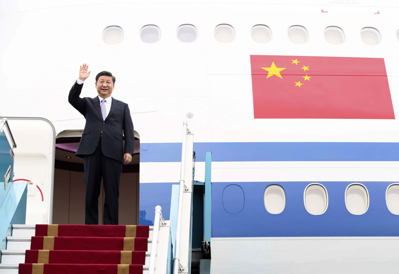 跟著習主席去越南｜“越中情誼深，同志加兄弟”