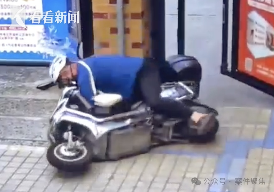 外卖员送餐途中遇 “关门杀”，颈椎重伤致残，能向物业索赔吗？