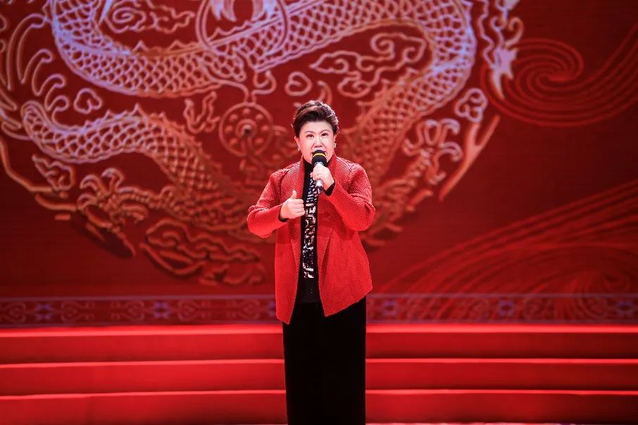 老旦康靜將再現《紅燈記》李奶奶一角 于“泉聲曲韻”舞臺燃情開嗓