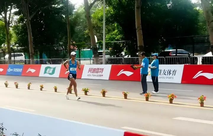 新泰籍运动员在全国青少年田径运动会竞走项目中斩获1金1银