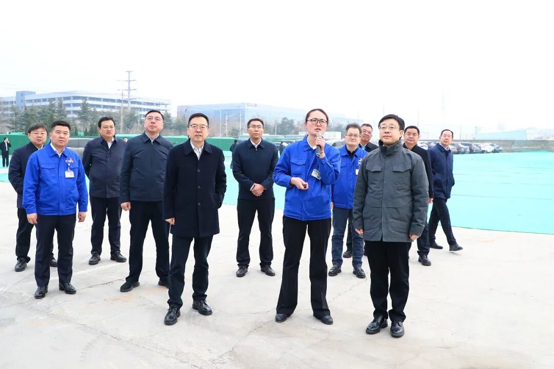 山东重工集团固体氧化物燃料电池系统产业化与大型收获机械高端智造基地项目推进现场办公会召开