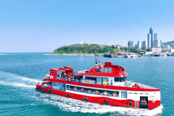 Apple-themed cruise ship debuts in Yantai