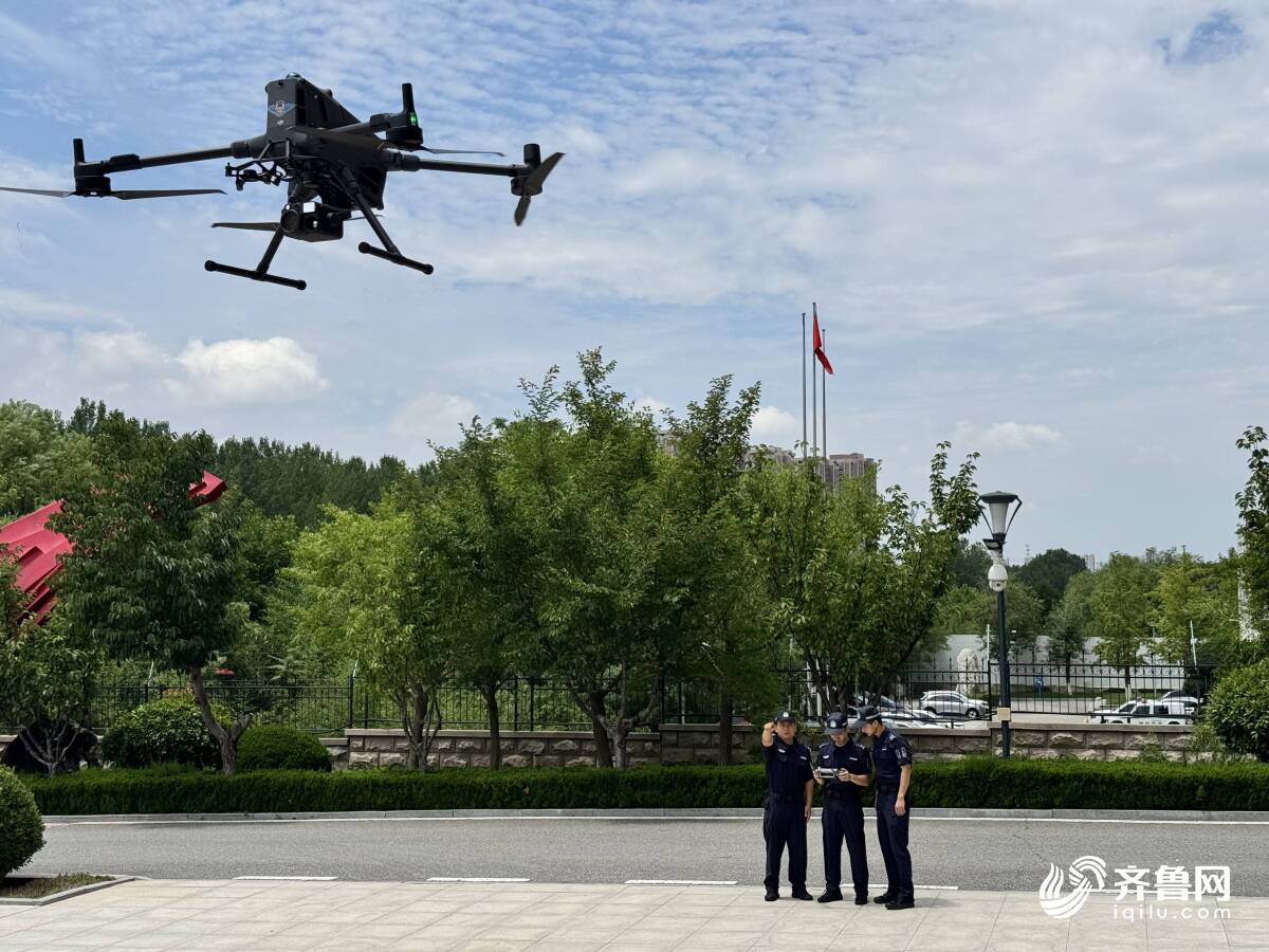 从“地面苦跑”到“空中鹰眼”：烟台“低空警务”飞出治理新高度(图1)