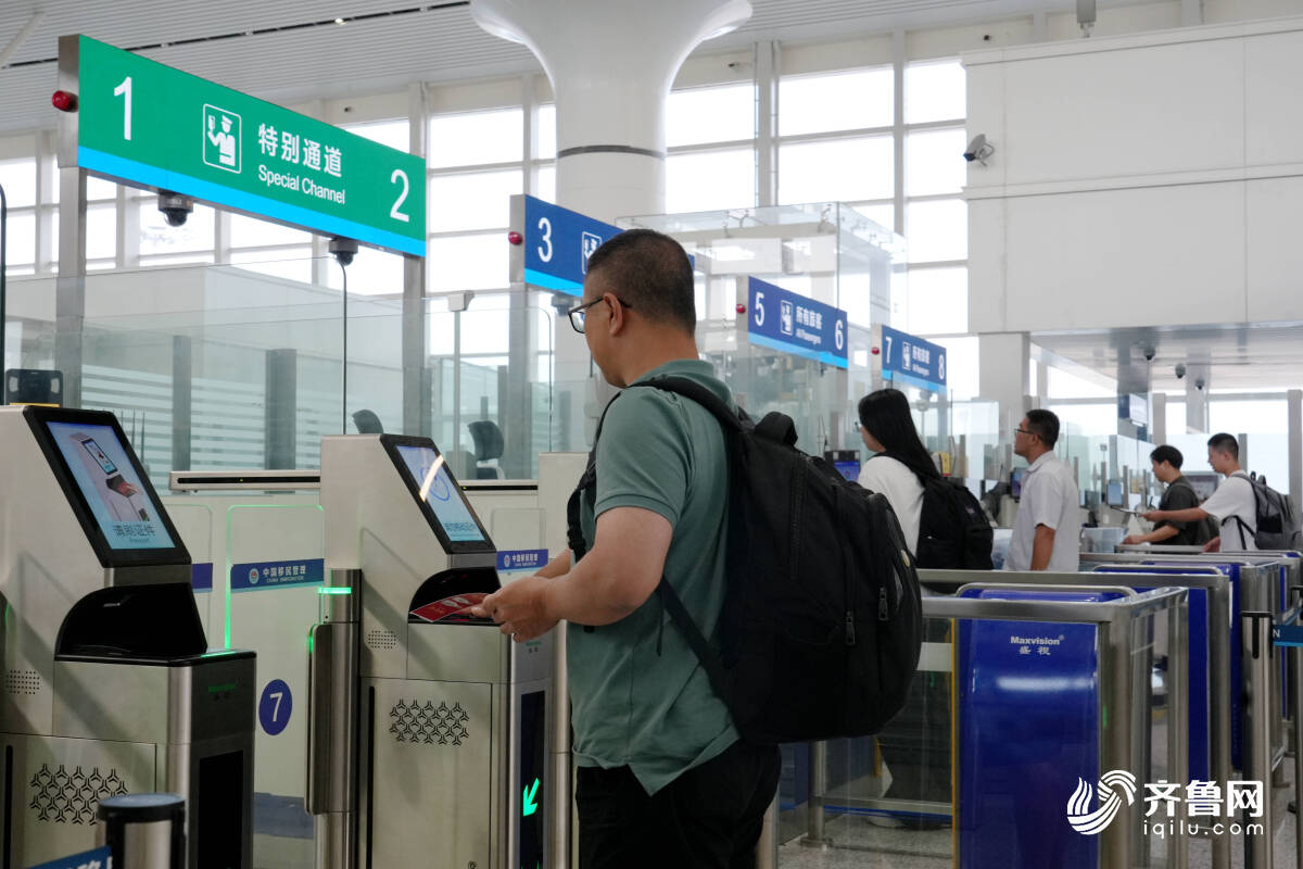 客流暴涨也不堵!济南边检用实绩答好入境大考(图1)