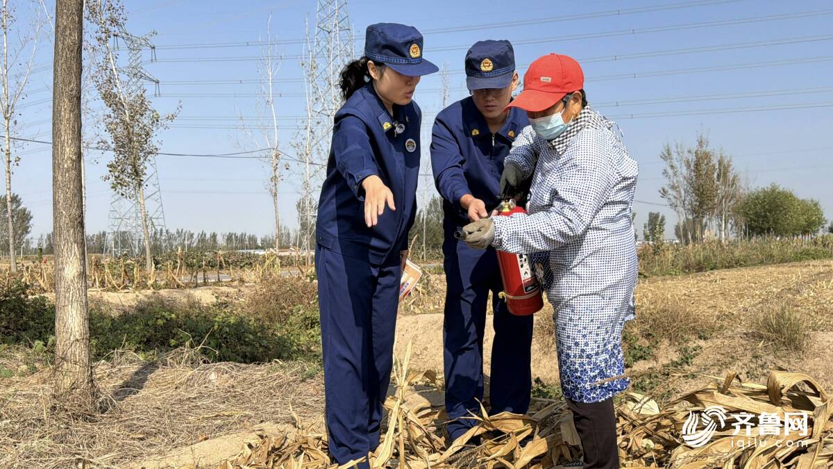 滨州:“秸”尽全力筑牢“三秋”禁烧防火墙(图2)