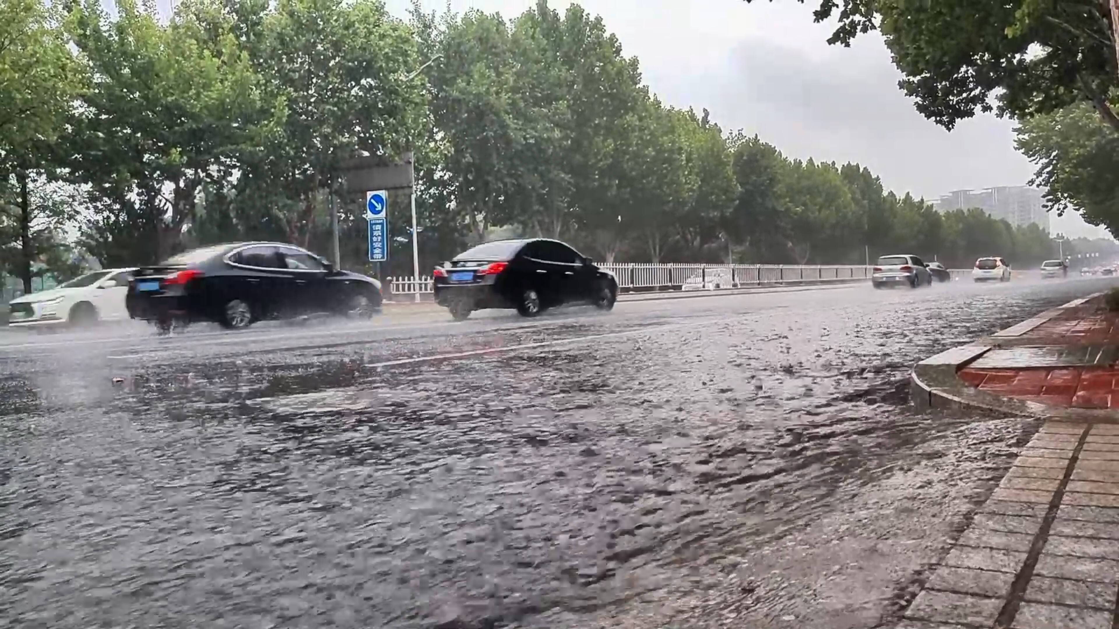 暴雨+強(qiáng)對流藍(lán)色預(yù)警 山東北部等地局地有大暴雨