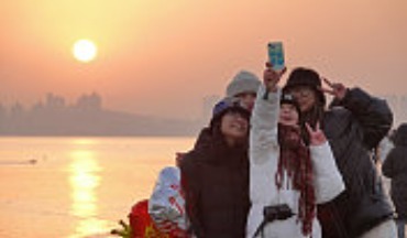 海量财经丨“请3休8”凑个长假，12月27日将迎来元旦假期首波出游高峰