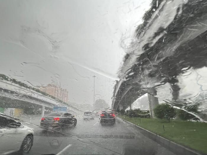 暴雨袭粤 299个气象站录得超百毫米大暴雨