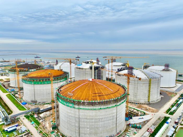 中国石化天然气分公司天津LNG接收站二期工程主体结构全面完工